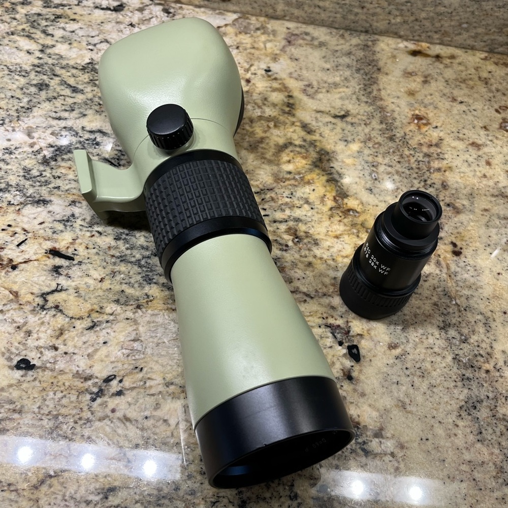 Nikon D=60 P FieldScope w/Eyepiece/Bag w/built-in Pocket & Adjustable Strap